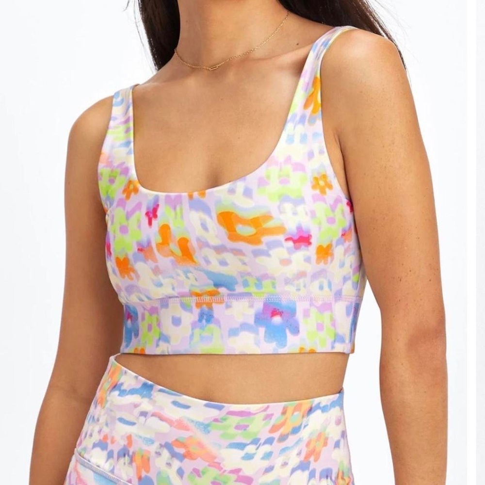 NEW WITH TAGS Fabletics Sports Bra!